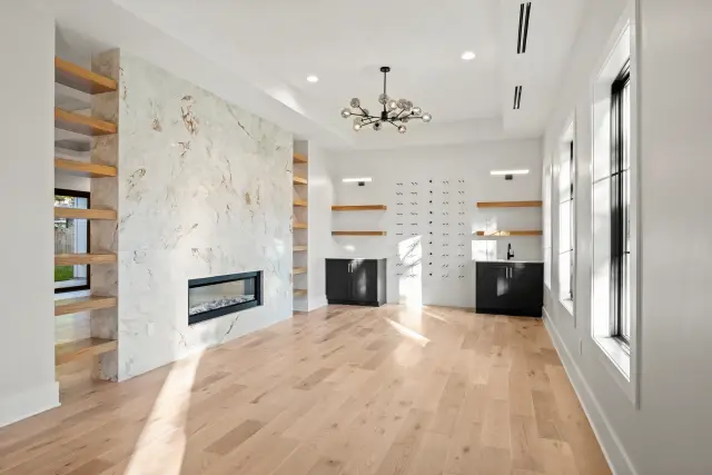 Vindon Villa, a SCIP custom home built by Everlasting Homes in Houston, TX — photograph 5 of 22